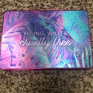 Tarte young, wild & cruelty free palette
